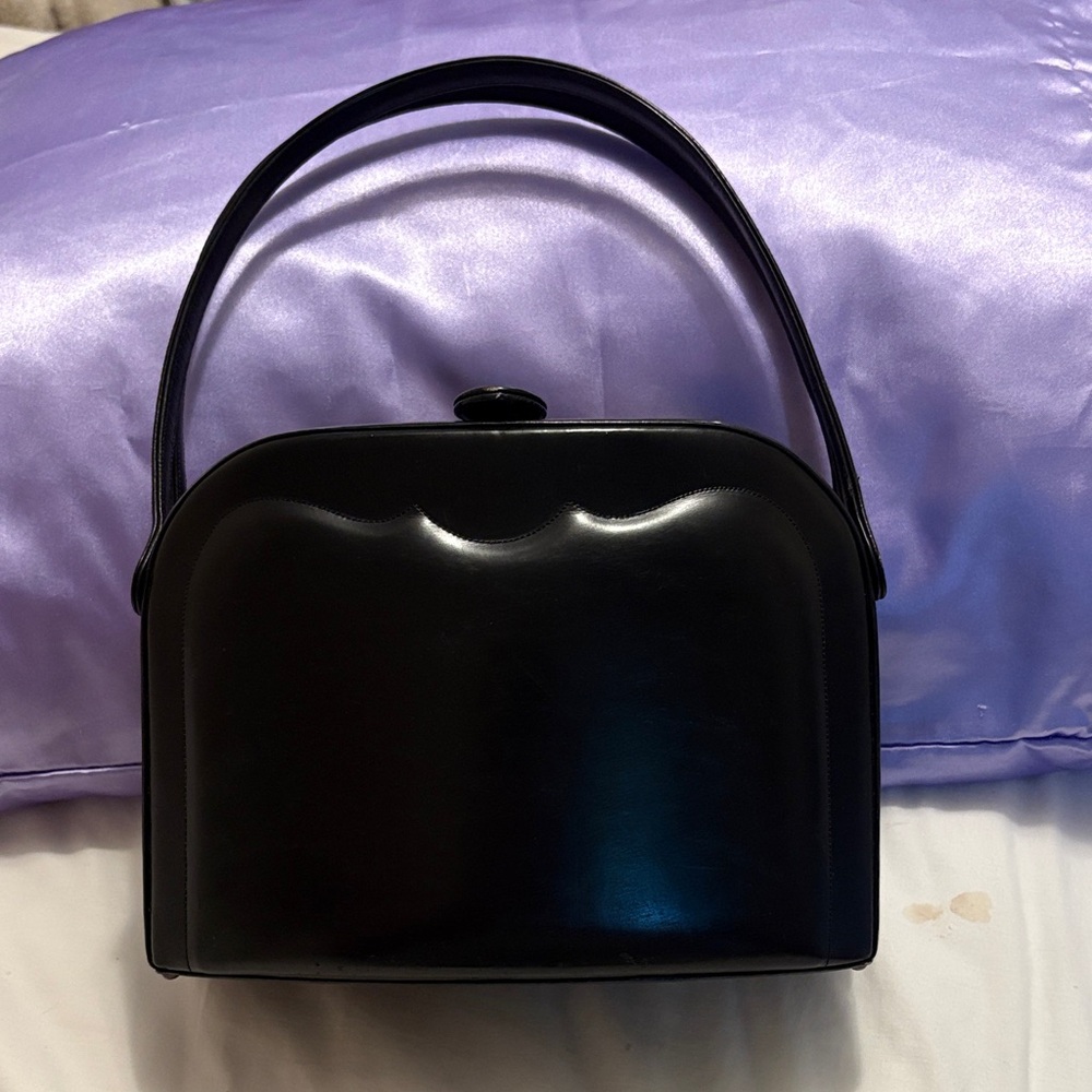 Sleek Black Women's Hand Bag